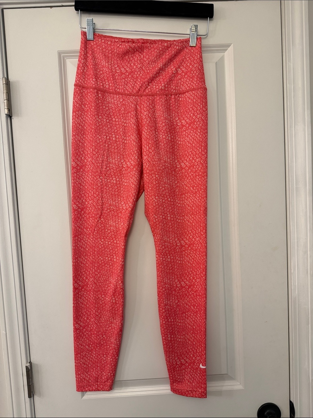 Nike Coral Printed High-Rise Leggings